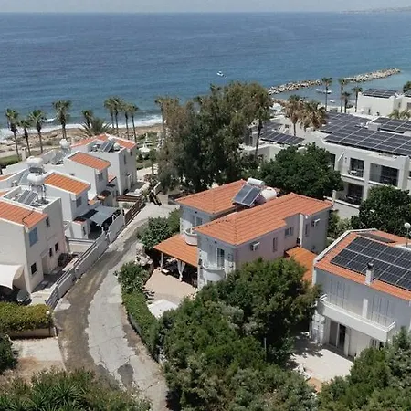Chlorakas Coastal 3 Bed, Steps To The Sea Klorakas