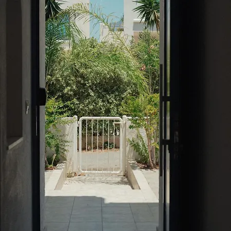 Chlorakas Coastal 3 Bed, Steps To The Sea
