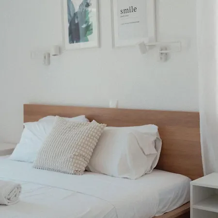 Chlorakas Coastal 3 Bed, Steps To The Sea בית נופש *