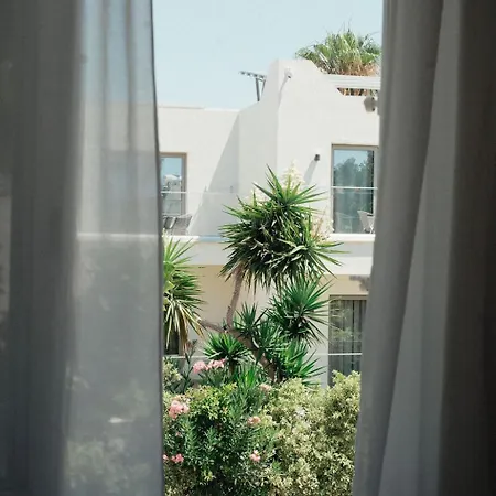 Chlorakas Coastal 3 Bed, Steps To The Sea בית נופש *