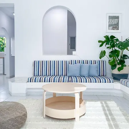בית נופש Chlorakas Coastal 3 Bed, Steps To The Sea *